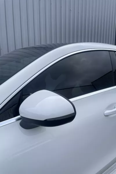 Automobile