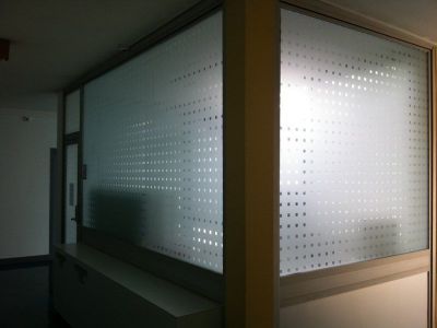 Pose intérieure de films décoratifs bâtiment - Clinique